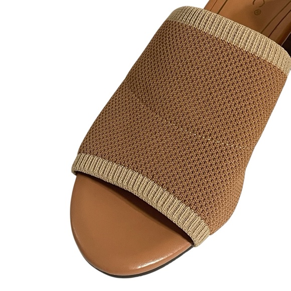 VIONIC FLEUR WOMANS TAN KNIT SLIDES SZ 8.5 EUC - Picture 6 of 15